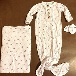 Lou Lou Knotted Nightgown and Blanket